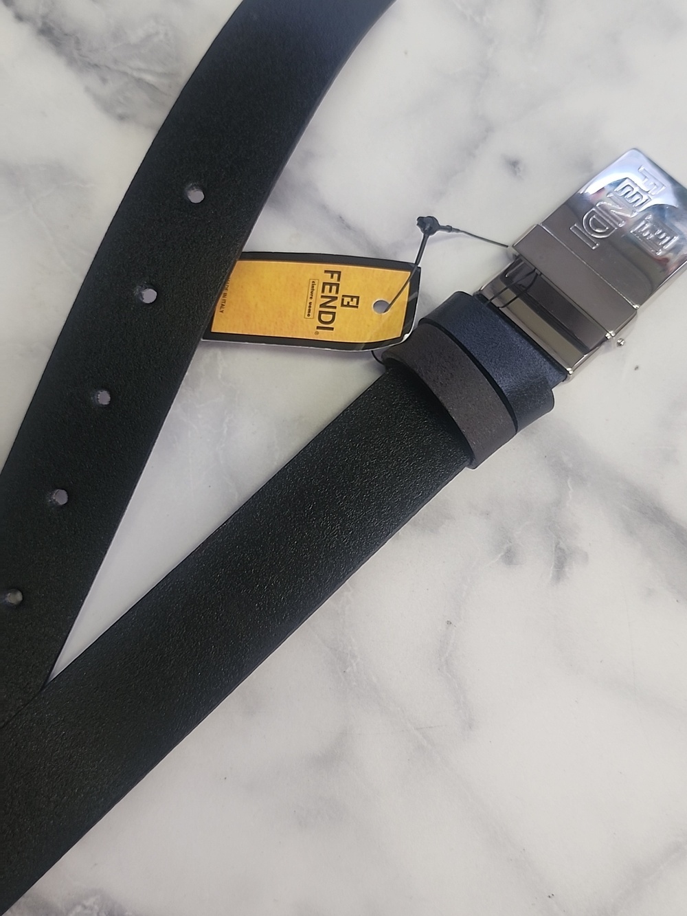 Authentic Black Leather Fendi Logo Belt Fits 40"-44" With Digital COA - Picture 5 of 7